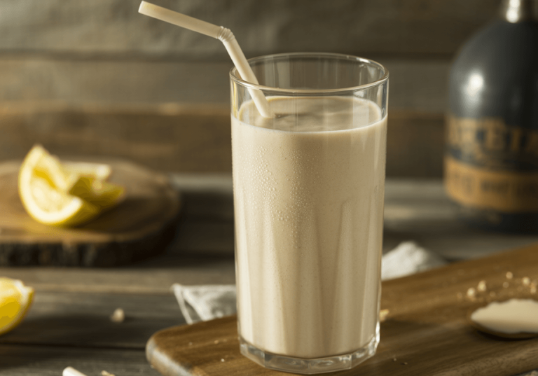 Vanilla Almond Milk Smoothie